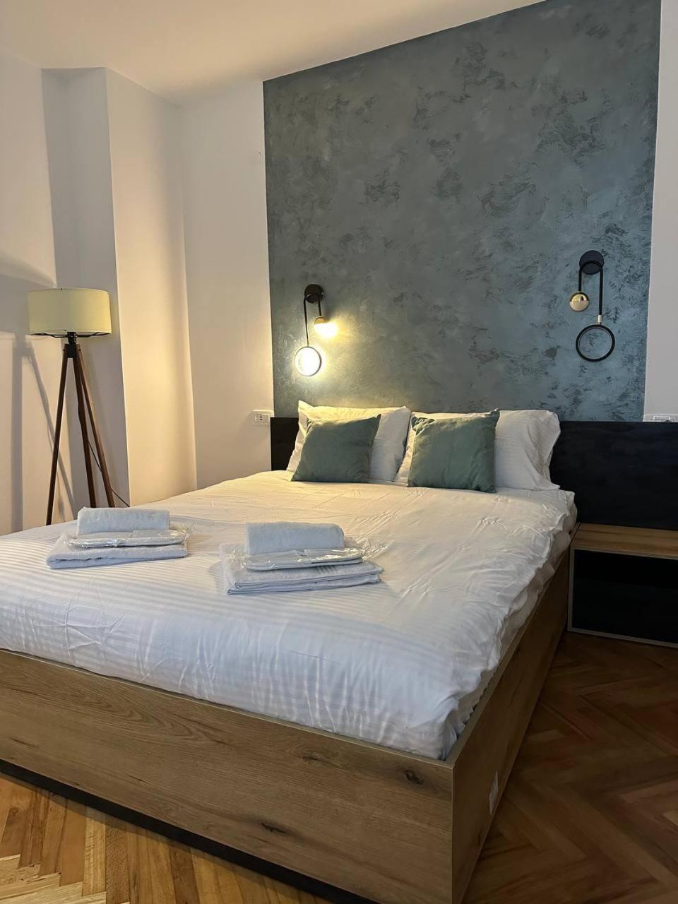 אוהריד Miryana Guest House חדר תמונה