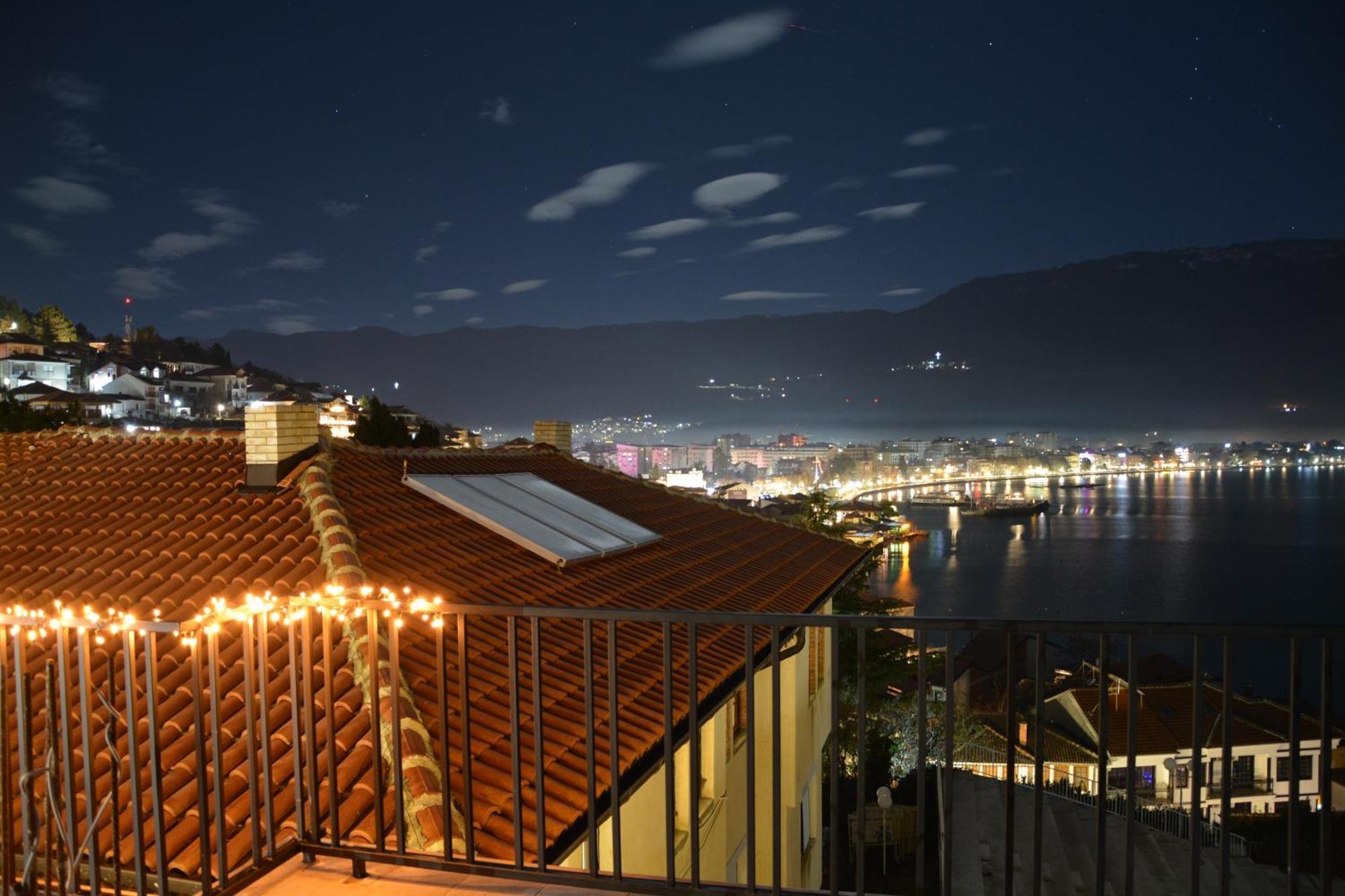 אוהריד Miryana Guest House מראה חיצוני תמונה