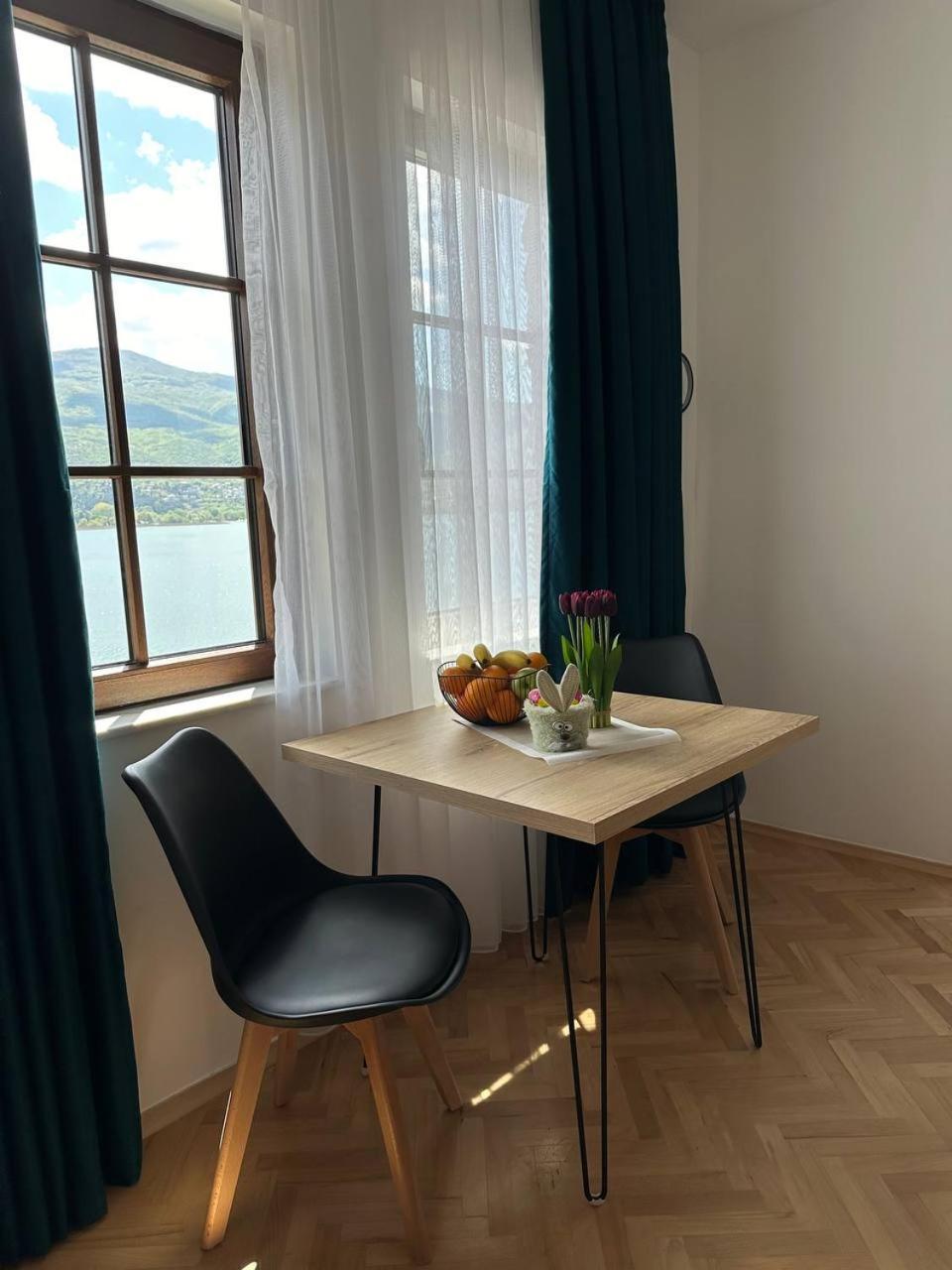 אוהריד Miryana Guest House מראה חיצוני תמונה